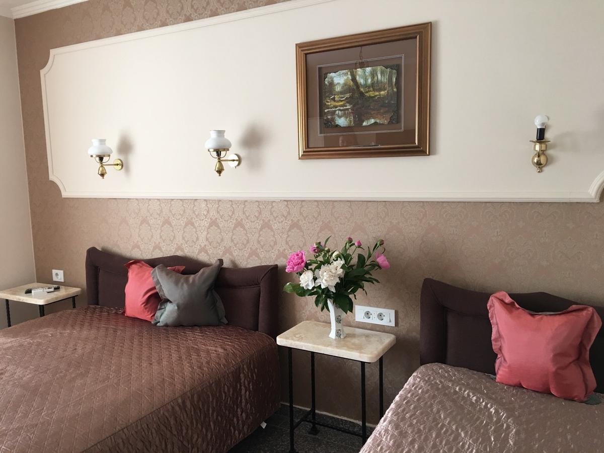 Royal Family Apartment Nis Exterior photo