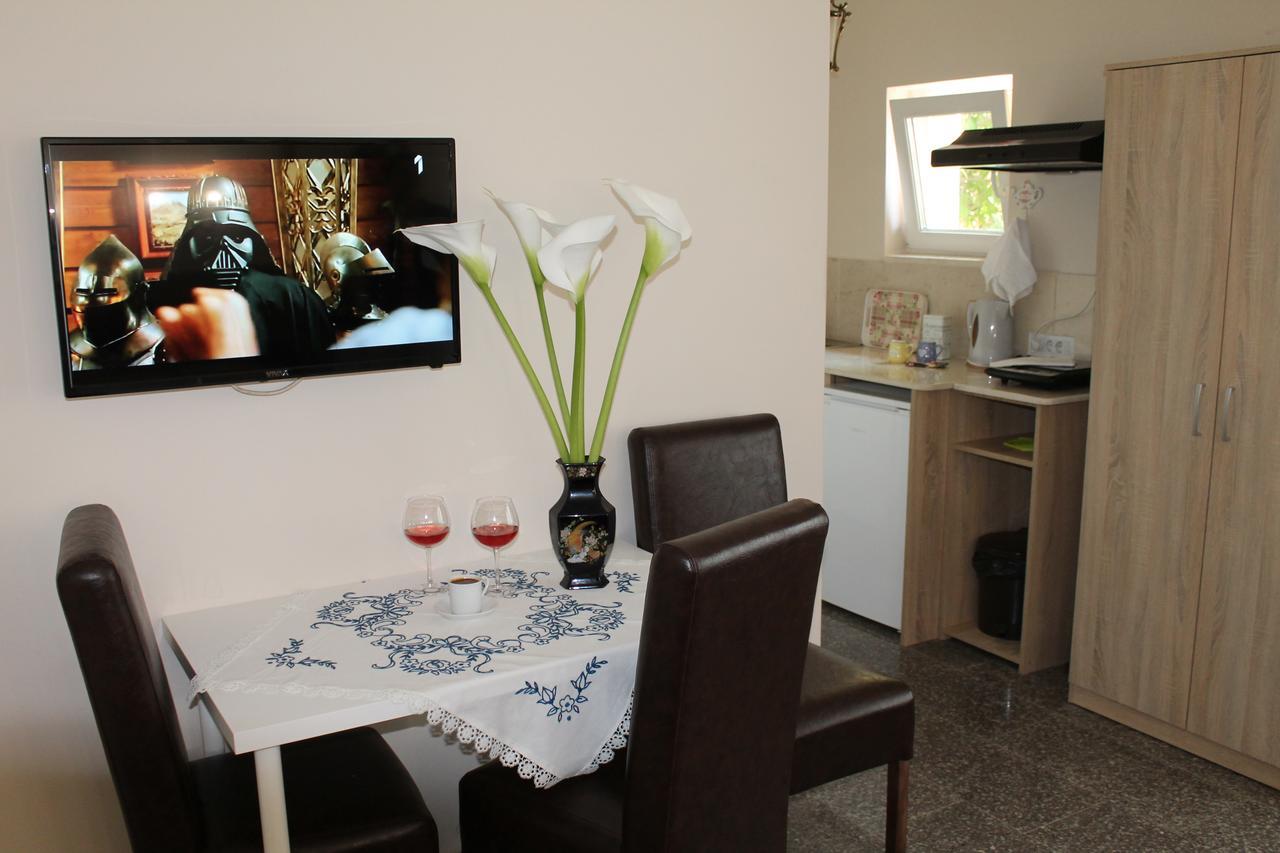 Royal Family Apartment Nis Exterior photo